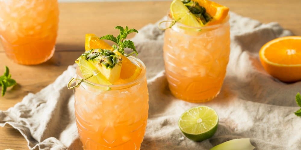 Le Cocktail Punch aux Fruits : Une explosion de saveurs pour l'été punch cocktail