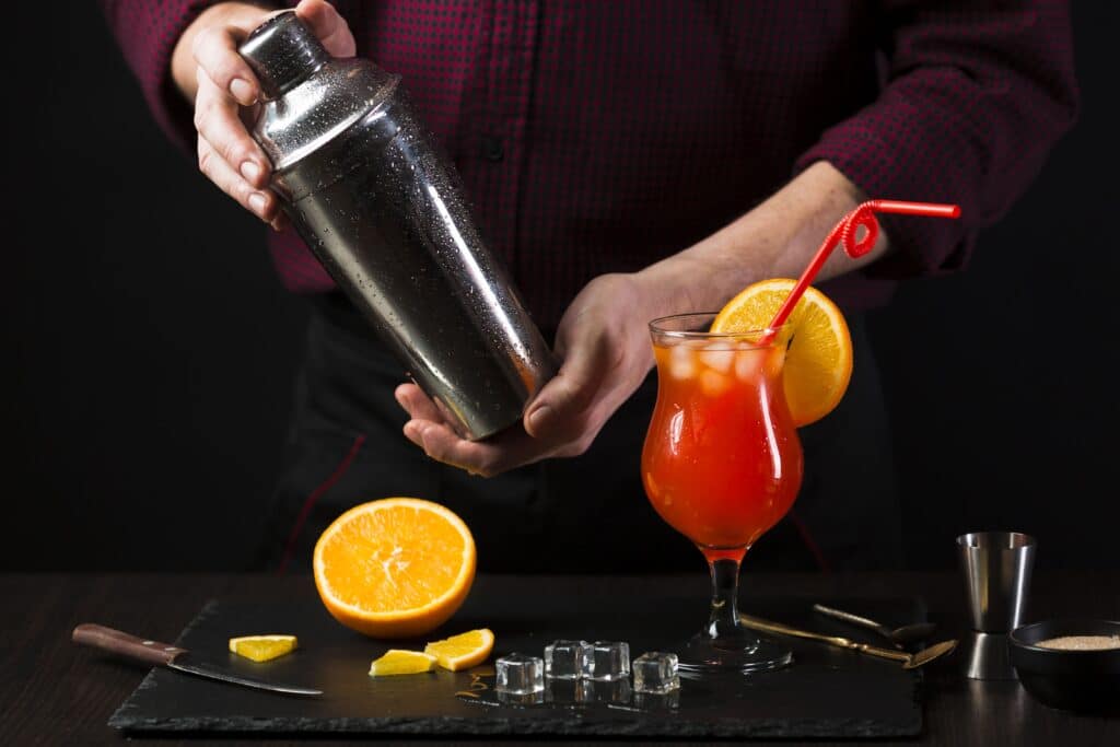 Shaker à Cocktail En Acier Inoxydable – Avec Passoire Et Couvercle Doseur – Facile à Nettoyer, Parfait Pour Maison Ou Bar