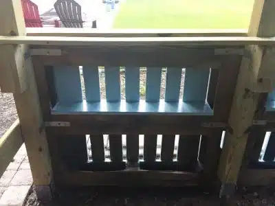 Création d'un Bar à Cocktail Tiki Maison : Le Guide Complet Etape 6.1 peinture